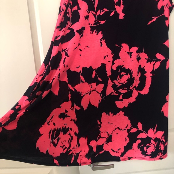 Summer Dress or Cover Up - Picture 8 of 9